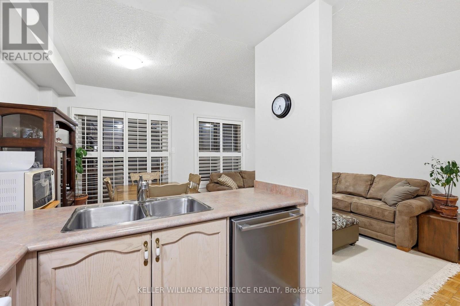 13 Katrina Court, Toronto (rustic), Ontario