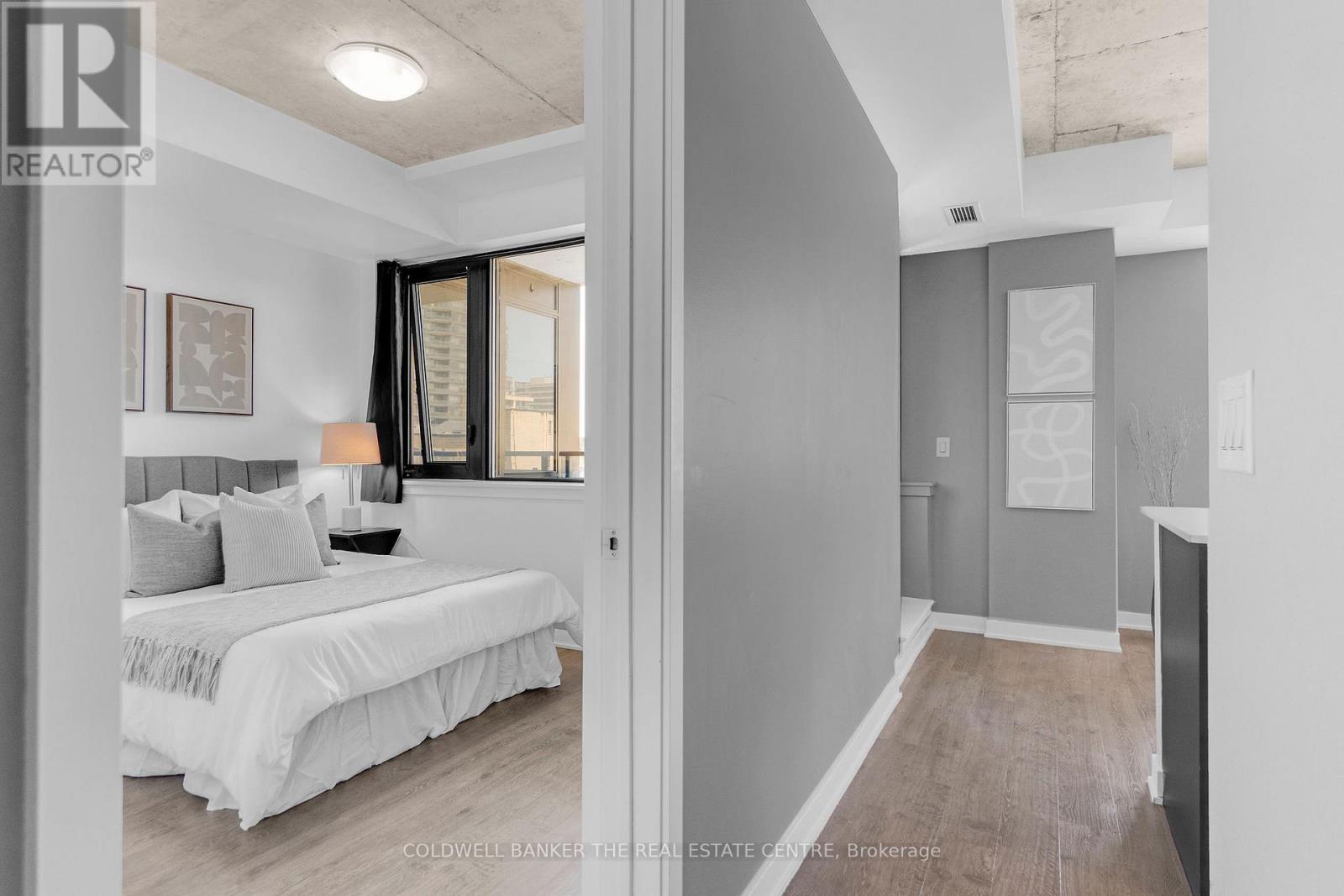 802 - 400 Wellington Street W, Toronto (waterfront Communities), Ontario
