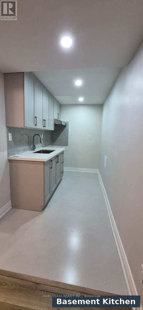 301 Rhodes Avenue, Toronto (greenwood-coxwell), Ontario