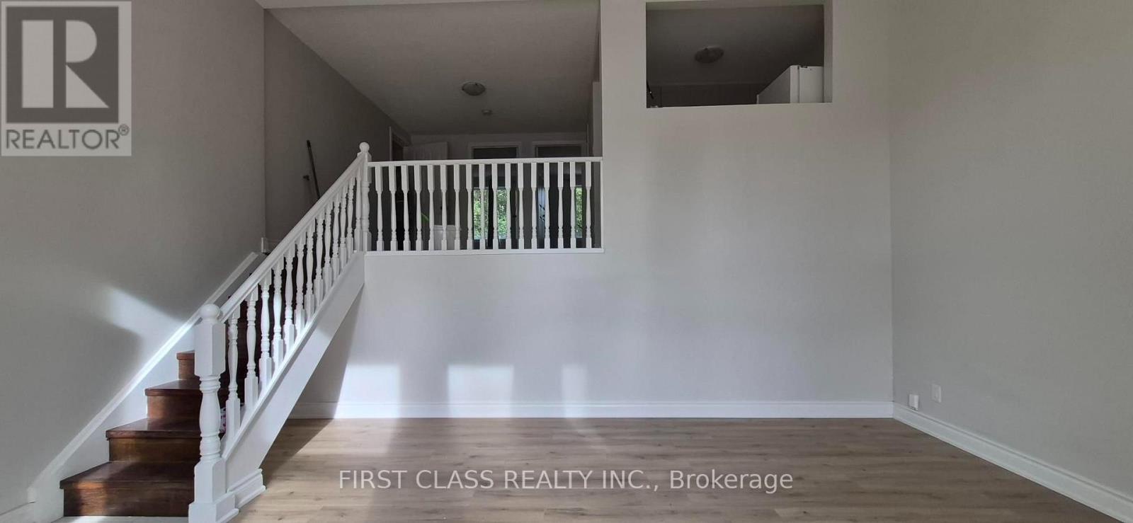 301 Rhodes Avenue, Toronto (greenwood-coxwell), Ontario