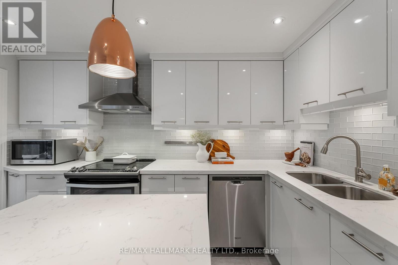 25 Northview Avenue, Toronto (birchcliffe-cliffside), Ontario