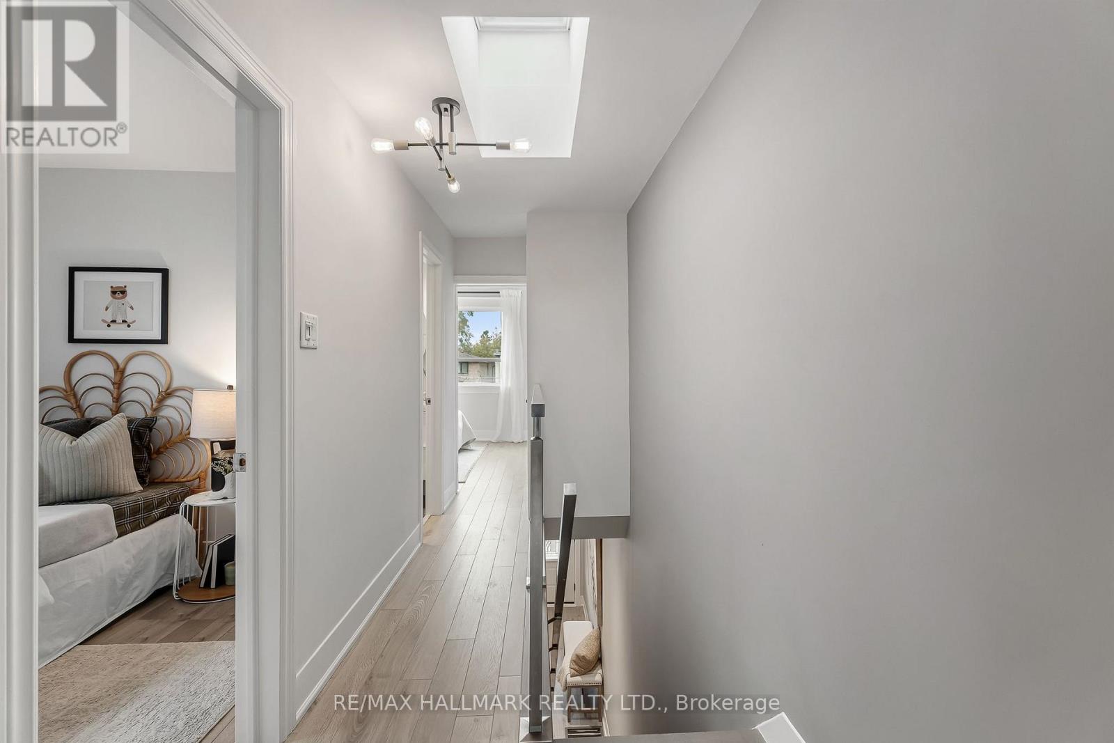 25 Northview Avenue, Toronto (birchcliffe-cliffside), Ontario