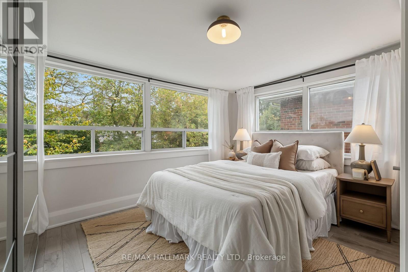 25 Northview Avenue, Toronto (birchcliffe-cliffside), Ontario