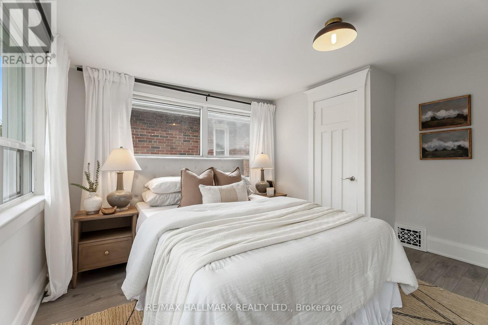25 Northview Avenue, Toronto (birchcliffe-cliffside), Ontario