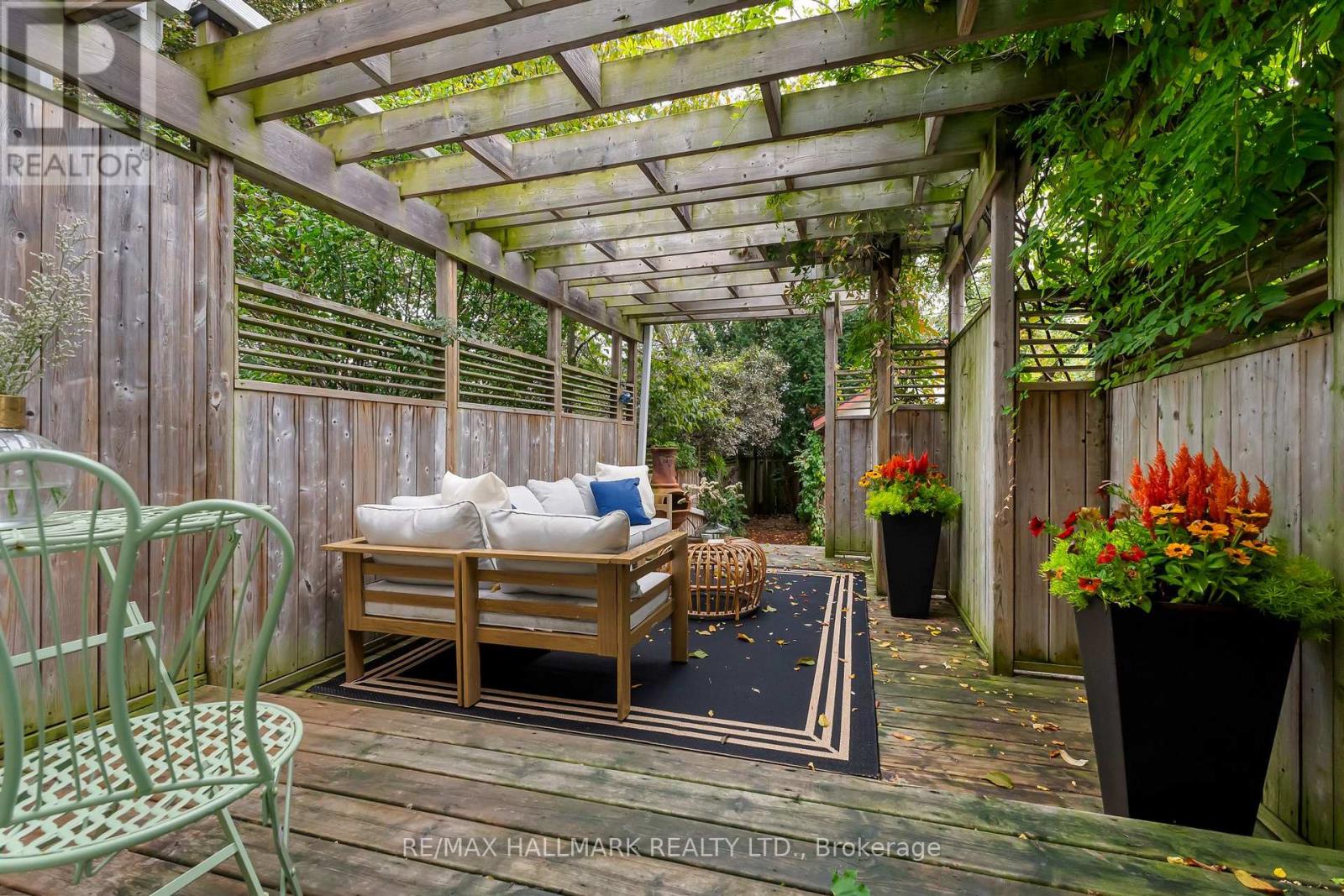 25 Northview Avenue, Toronto (birchcliffe-cliffside), Ontario