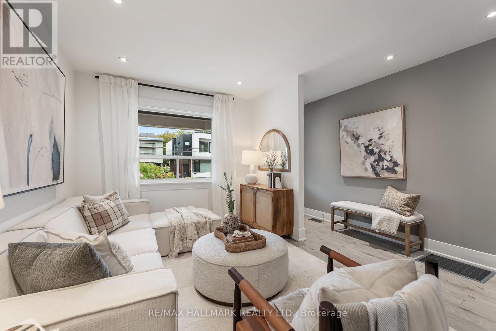25 Northview Avenue, Toronto (birchcliffe-cliffside), Ontario