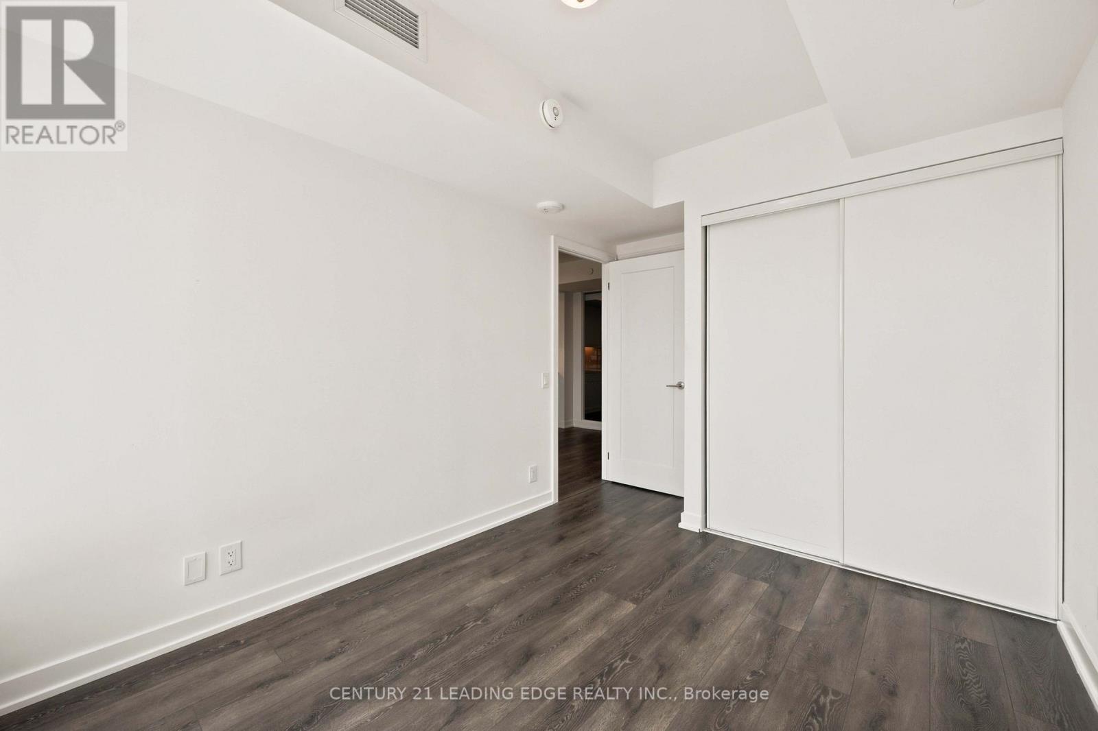 812 - 2 Manderley Drive, Toronto (birchcliffe-cliffside), Ontario