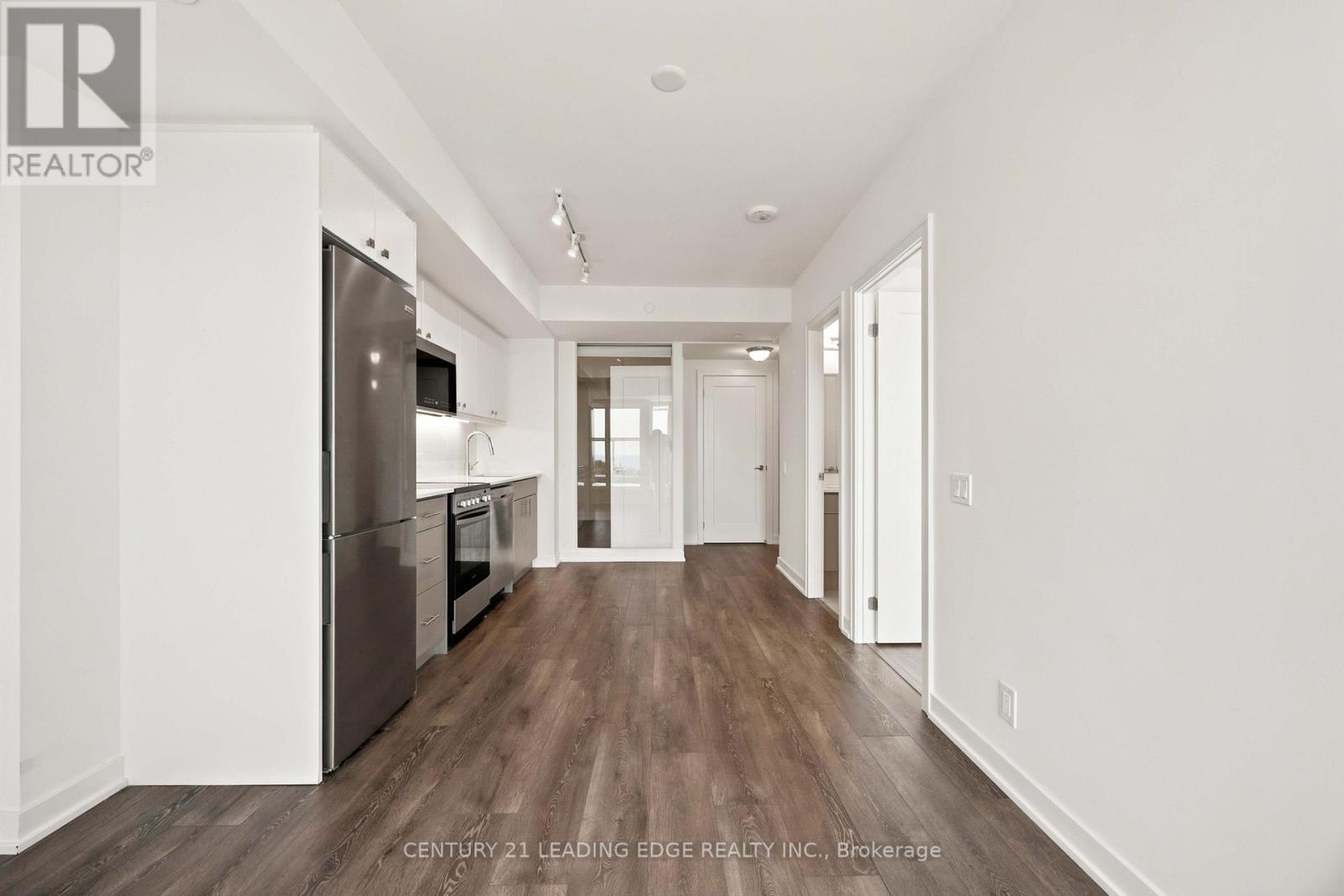 812 - 2 Manderley Drive, Toronto (birchcliffe-cliffside), Ontario