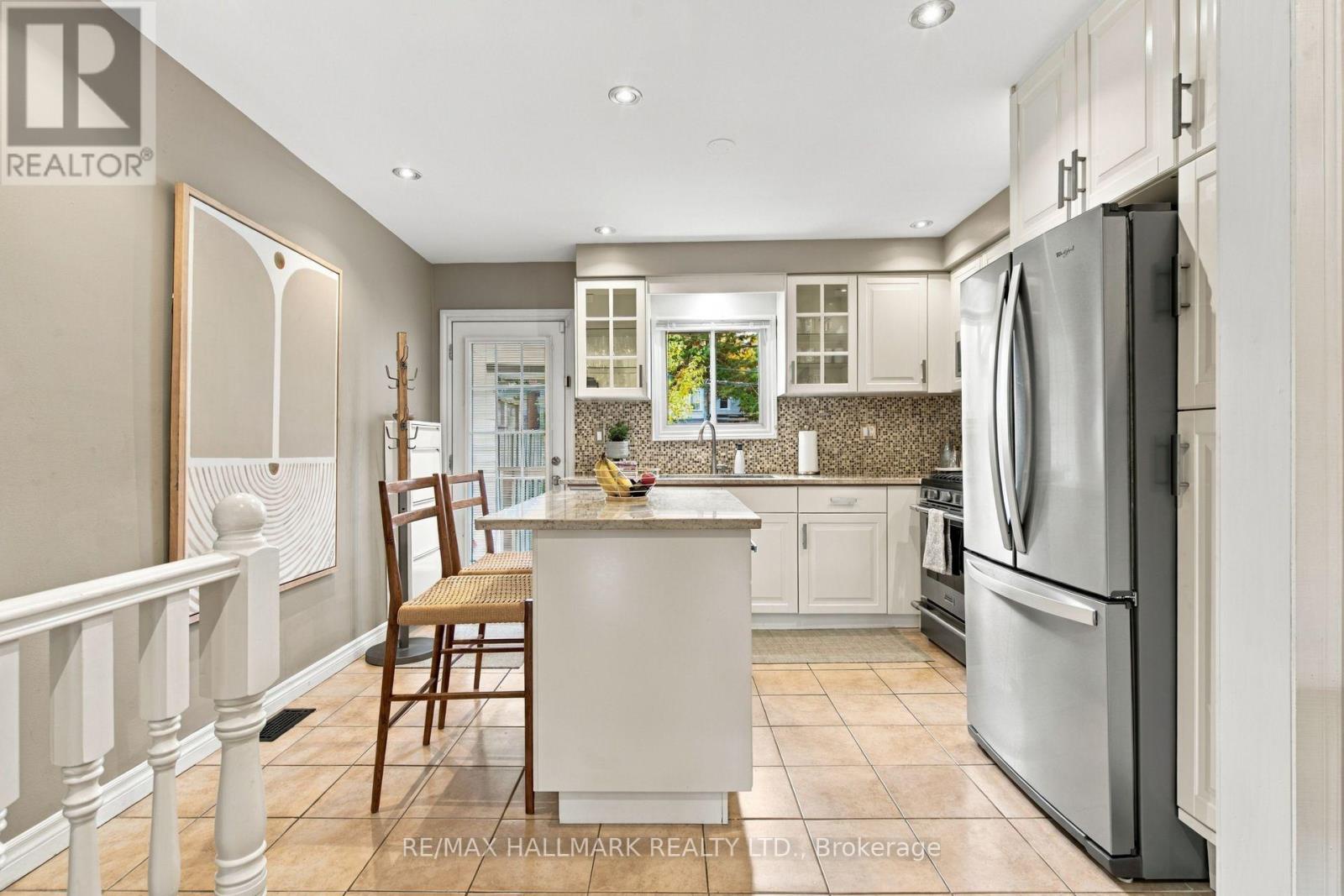 610 Coxwell Avenue, Toronto (greenwood-coxwell), Ontario