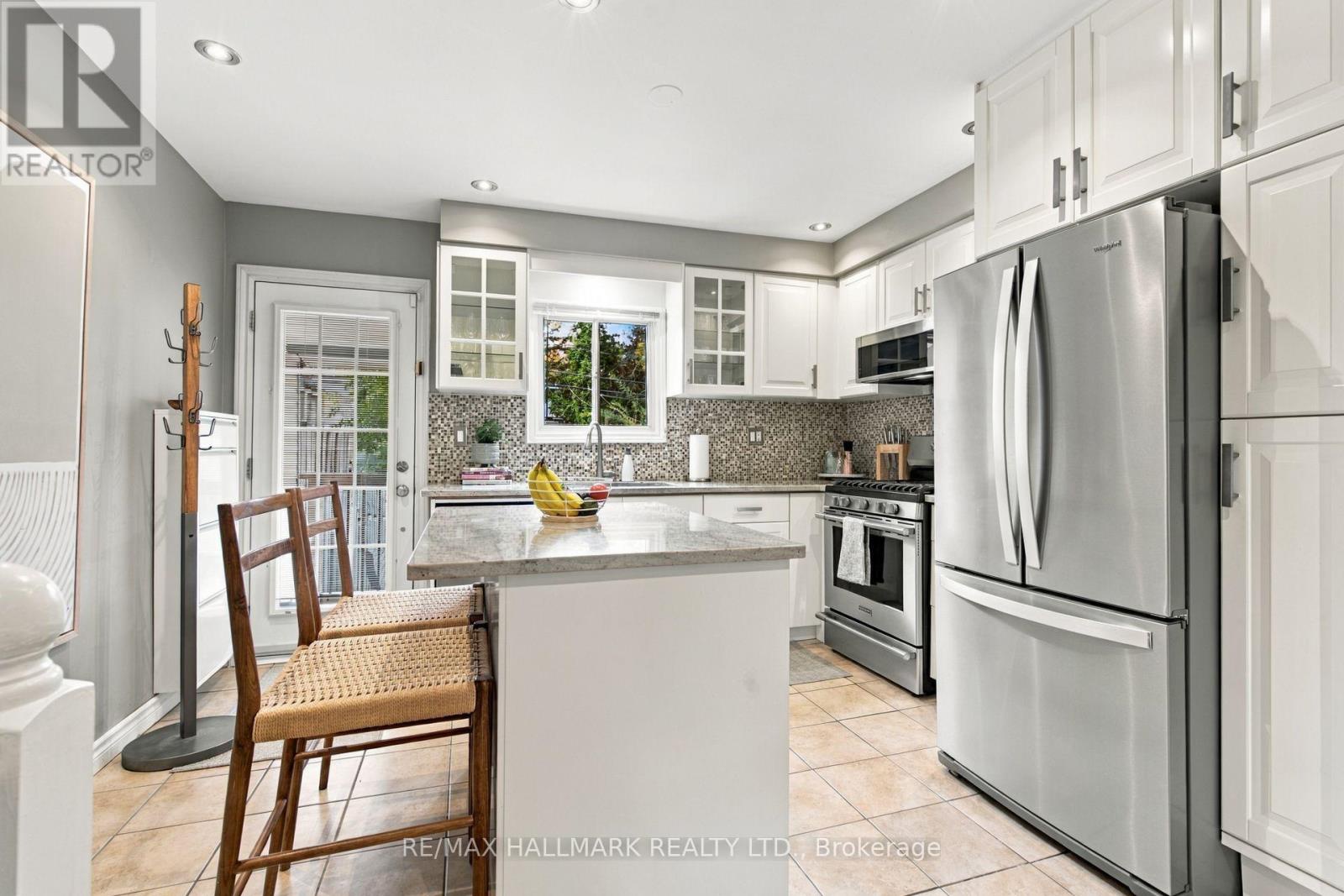 610 Coxwell Avenue, Toronto (greenwood-coxwell), Ontario