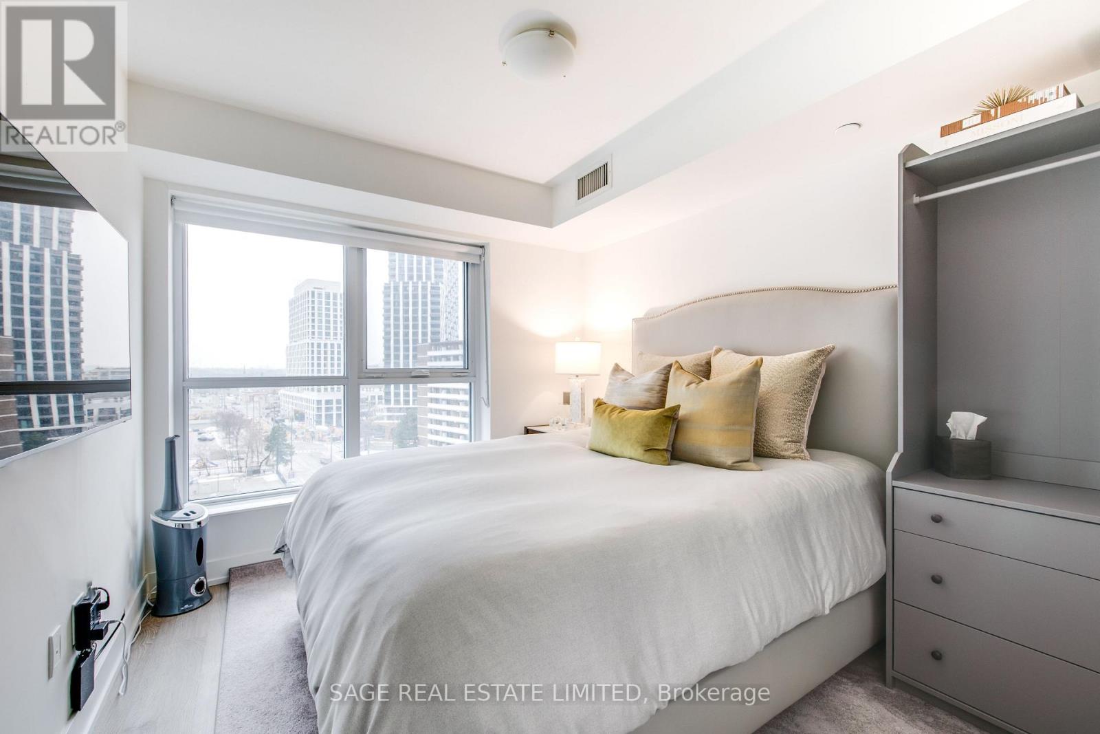 834 - 5 Mabelle Avenue, Toronto (islington-city Centre West), Ontario