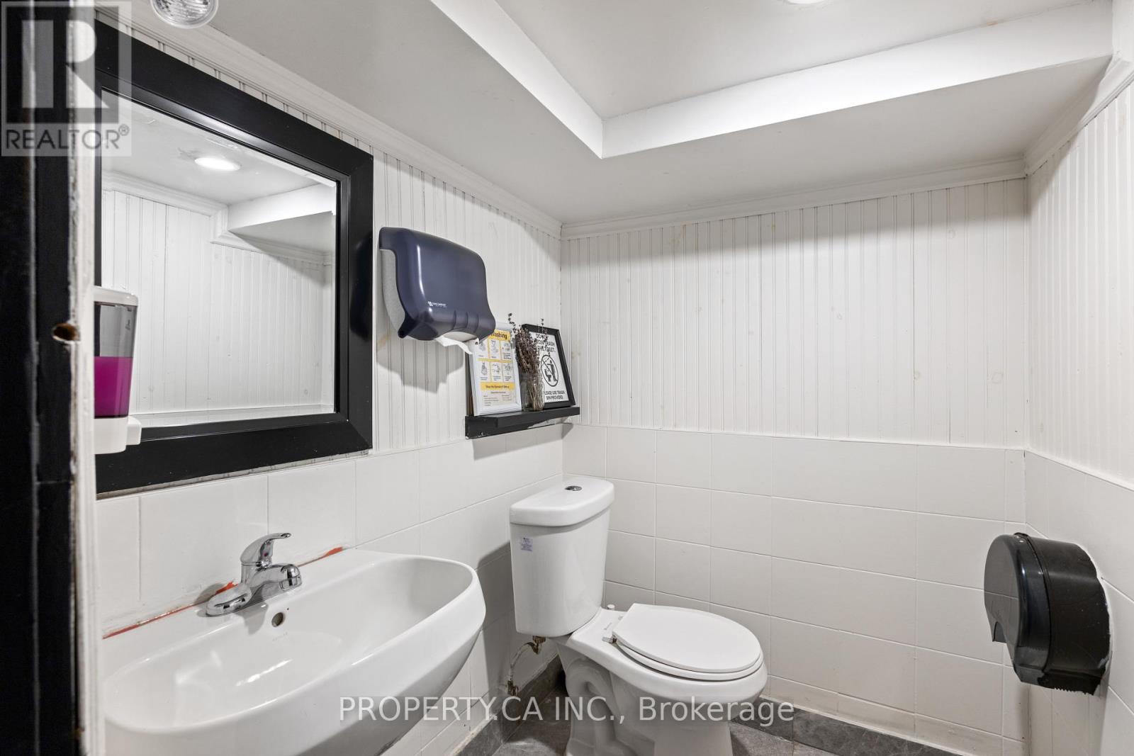 1213 Weston Road, Toronto (mount Dennis), Ontario