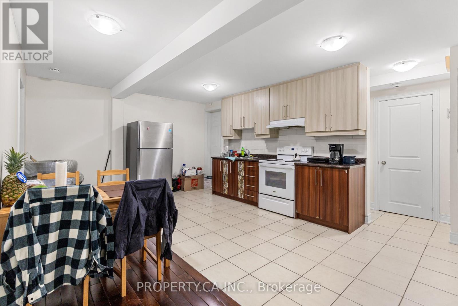 1213 Weston Road, Toronto (mount Dennis), Ontario