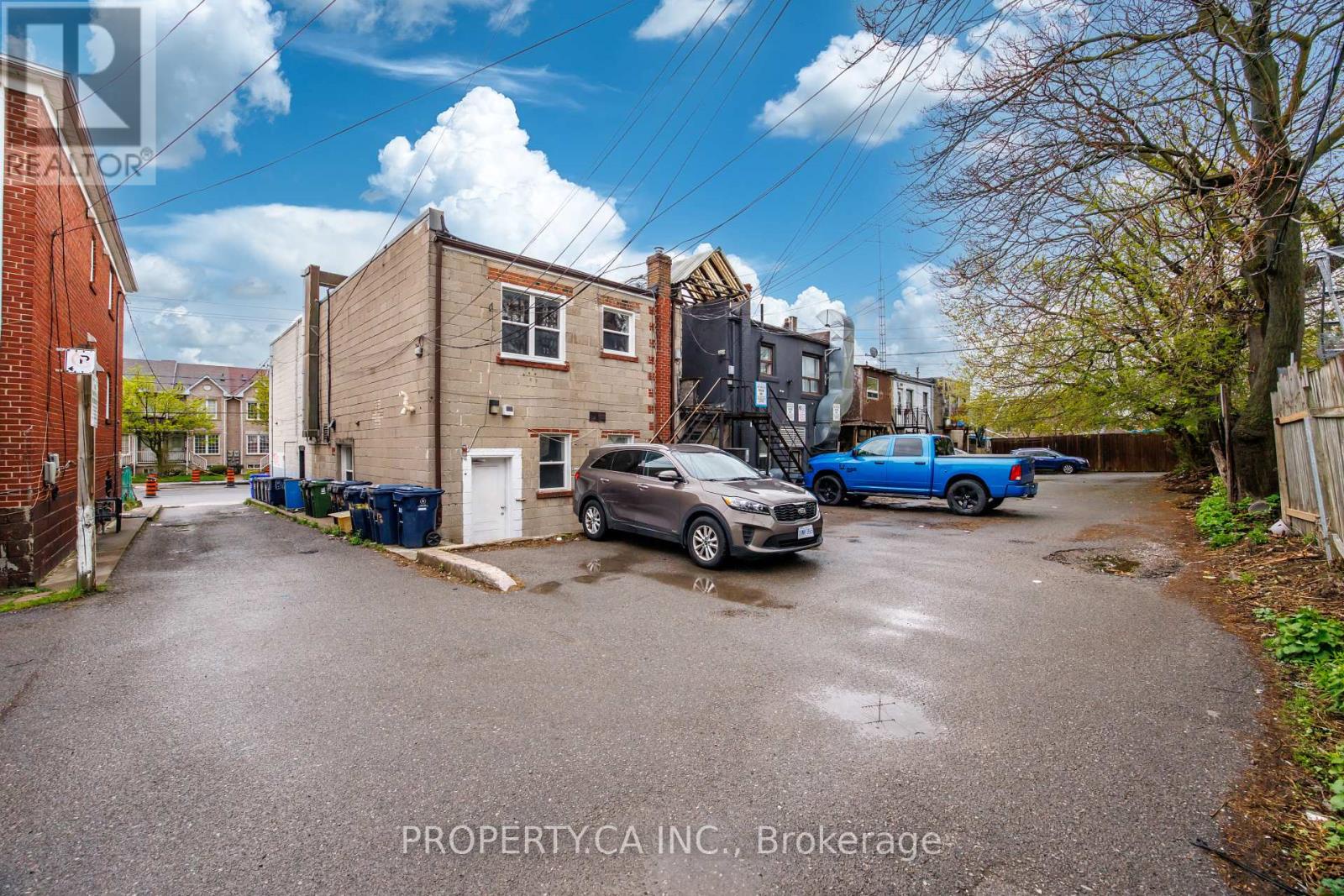 1213 Weston Road, Toronto (mount Dennis), Ontario