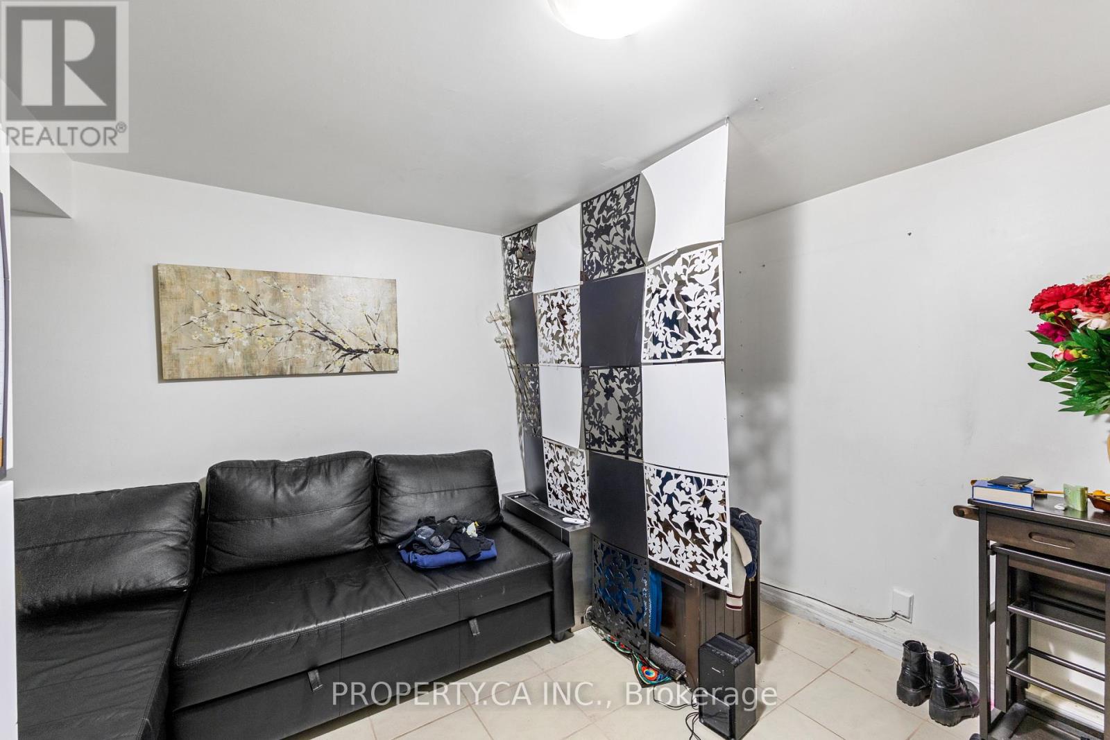 1213 Weston Road, Toronto (mount Dennis), Ontario