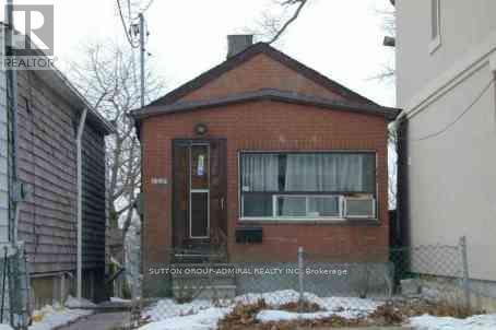 128 Spears Street, Toronto (rockcliffe-smythe), Ontario
