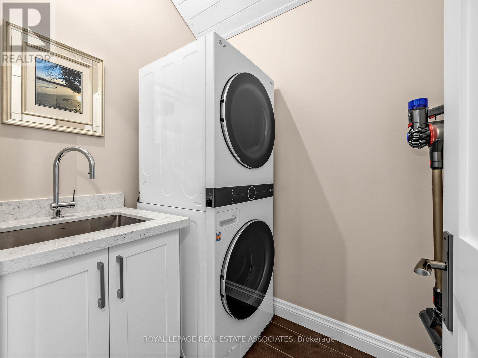 41 Ringley Avenue, Toronto (stonegate-queensway), Ontario
