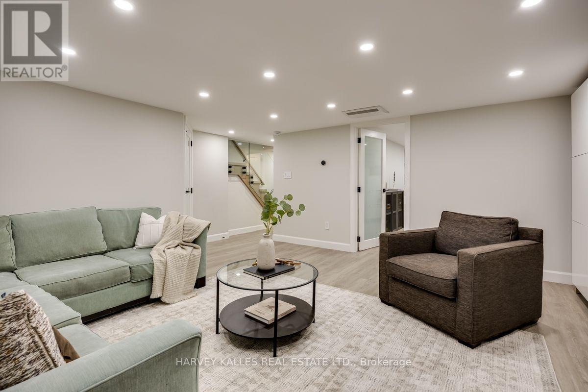 110 Chatsworth Drive, Toronto (lawrence Park South), Ontario
