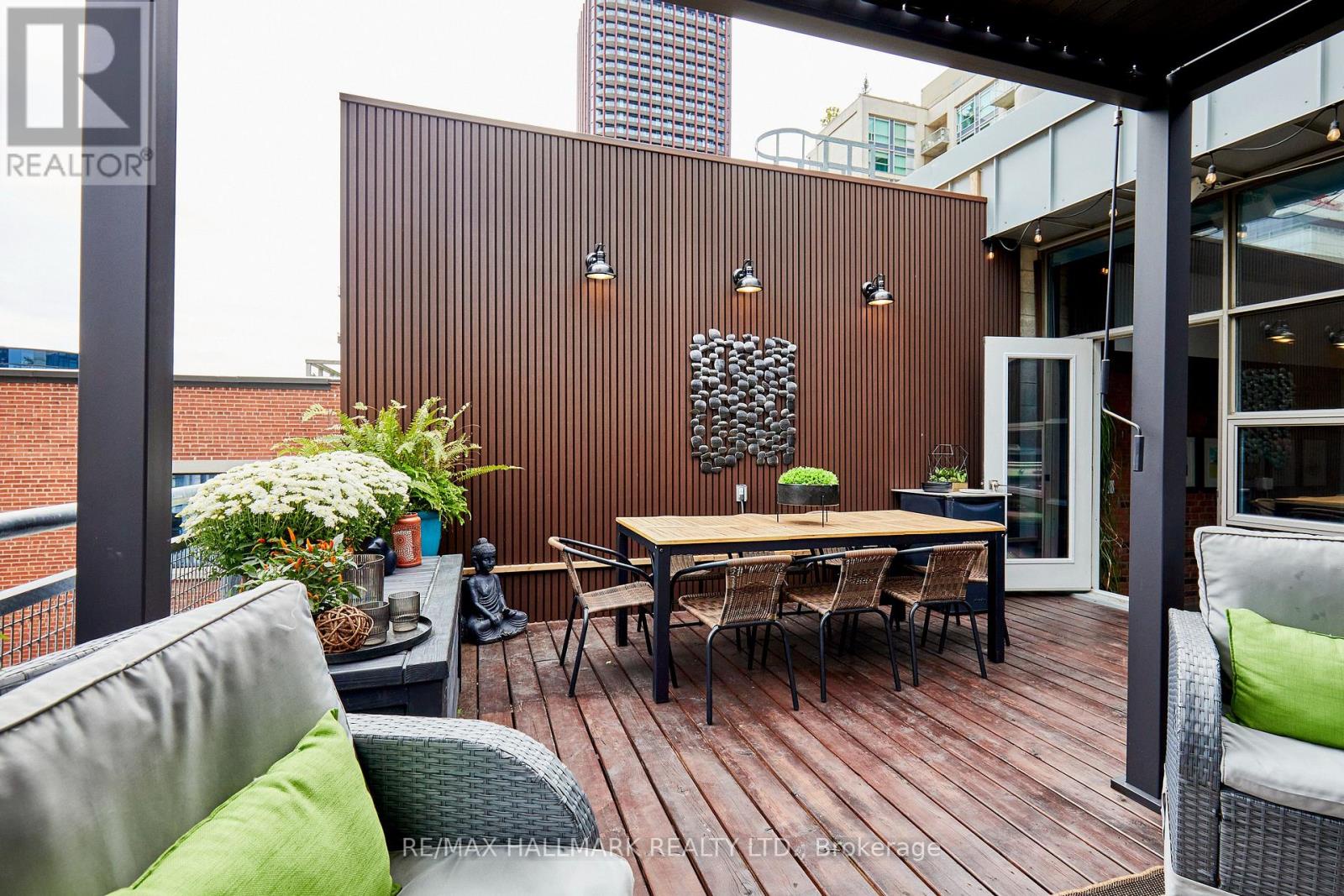 412 - 383 Adelaide Street E, Toronto (moss Park), Ontario