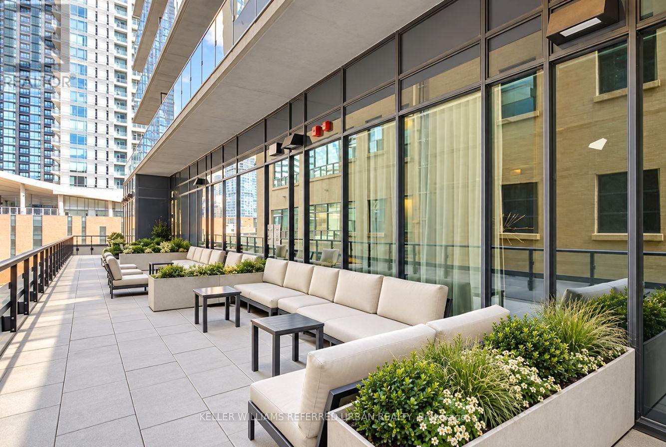 2103 - 87 Peter Street, Toronto (waterfront Communities), Ontario
