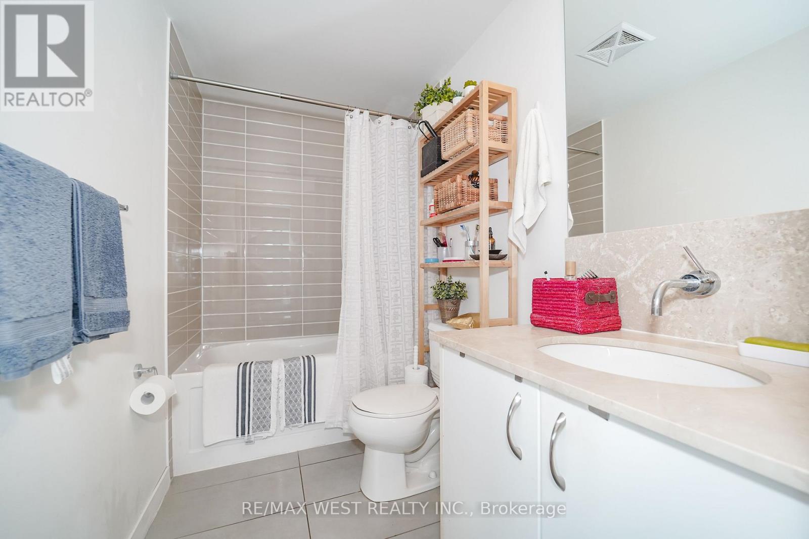 1705 - 59 East Liberty Street, Toronto (niagara), Ontario