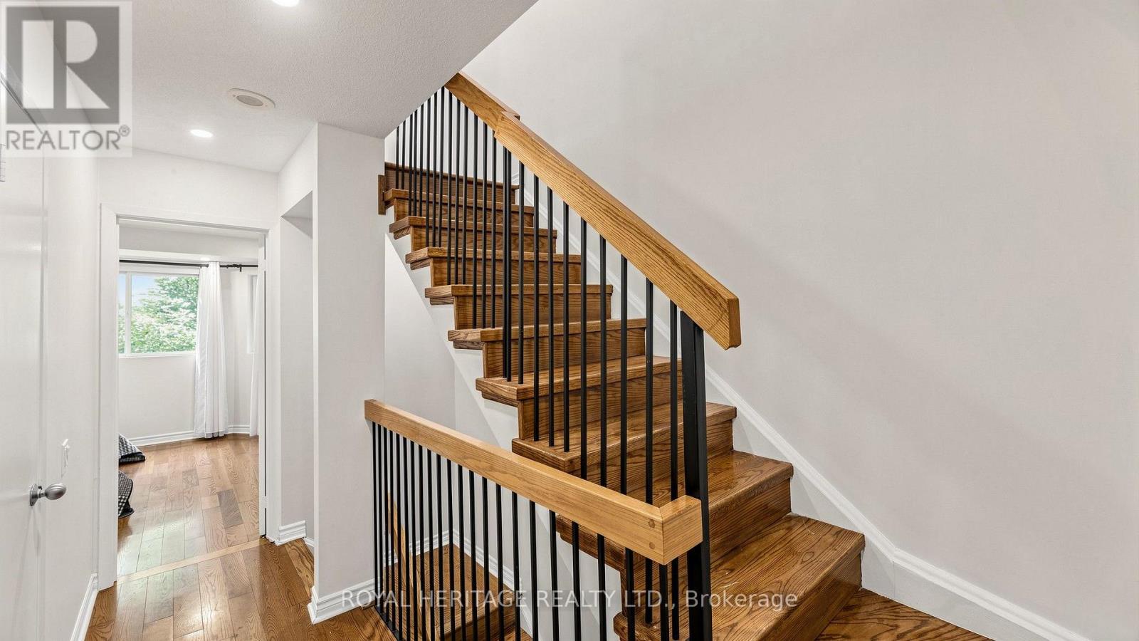 Th 19 - 2472 Eglinton Avenue E, Toronto (eglinton East), Ontario