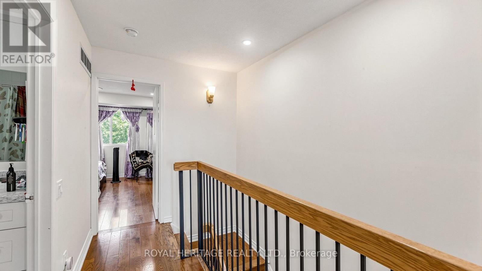 Th 19 - 2472 Eglinton Avenue E, Toronto (eglinton East), Ontario