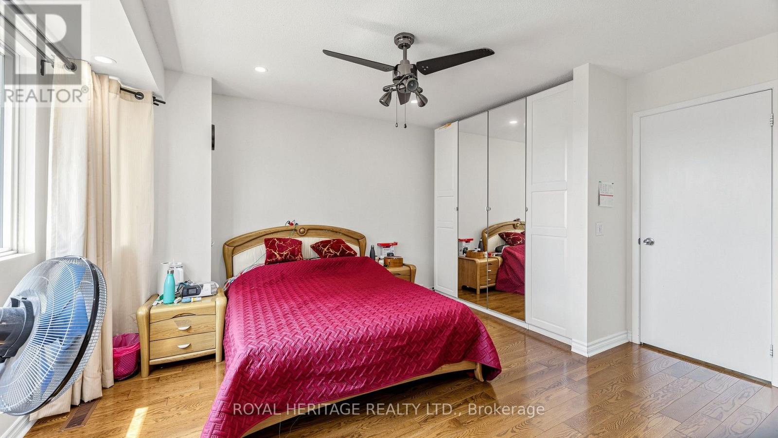 Th 19 - 2472 Eglinton Avenue E, Toronto (eglinton East), Ontario
