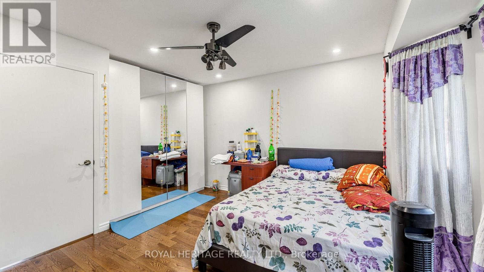 Th 19 - 2472 Eglinton Avenue E, Toronto (eglinton East), Ontario