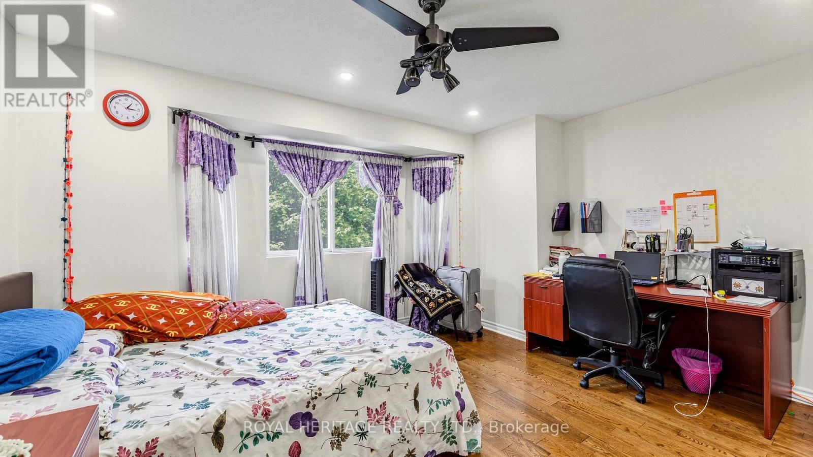 Th 19 - 2472 Eglinton Avenue E, Toronto (eglinton East), Ontario