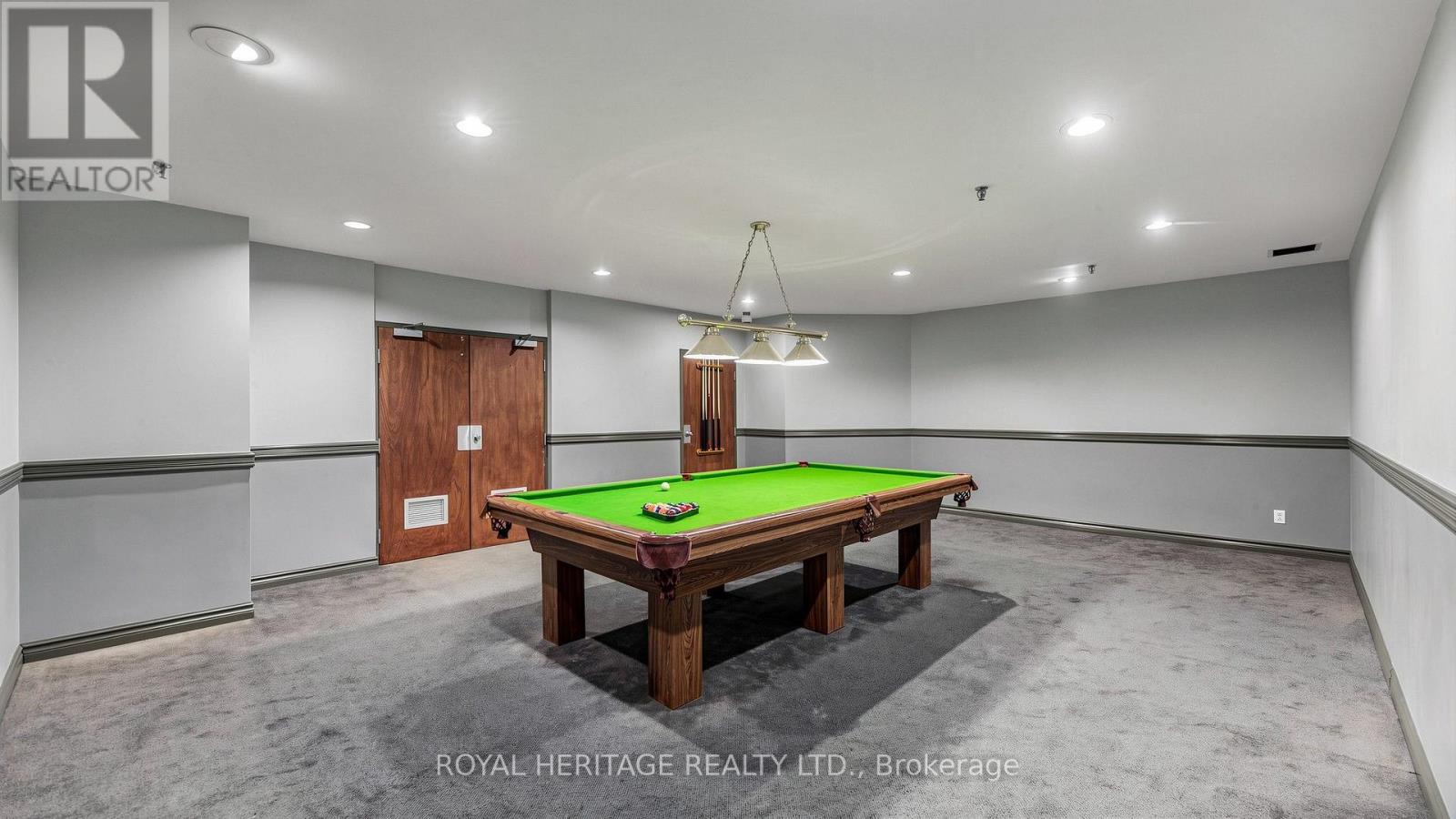 Th 19 - 2472 Eglinton Avenue E, Toronto (eglinton East), Ontario