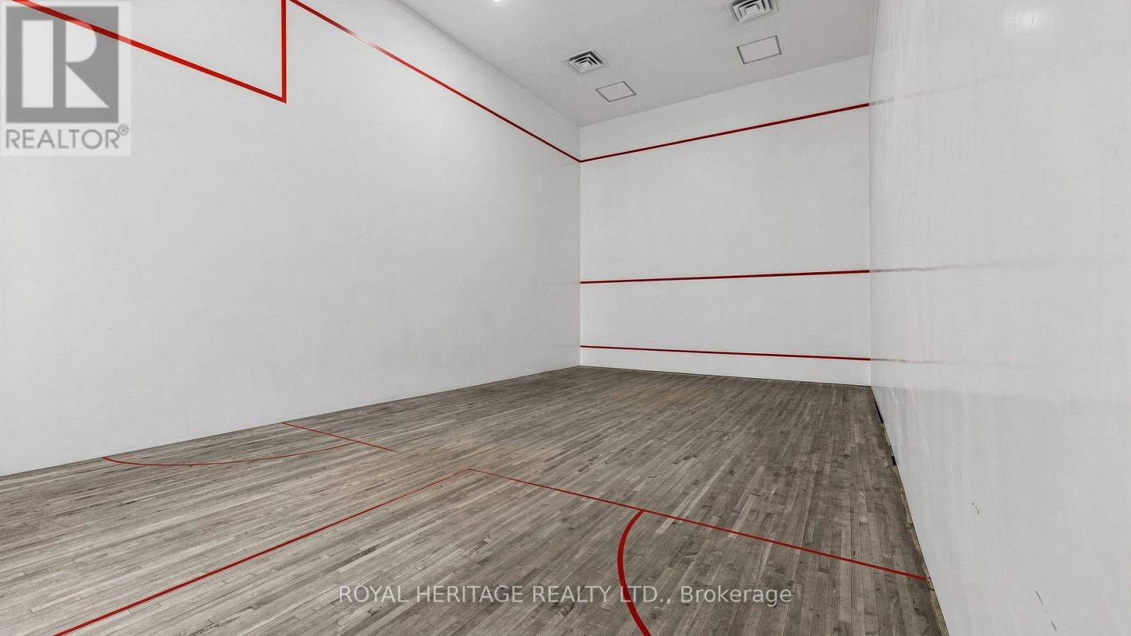 Th 19 - 2472 Eglinton Avenue E, Toronto (eglinton East), Ontario