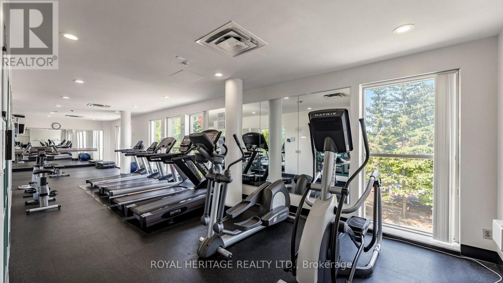 Th 19 - 2472 Eglinton Avenue E, Toronto (eglinton East), Ontario