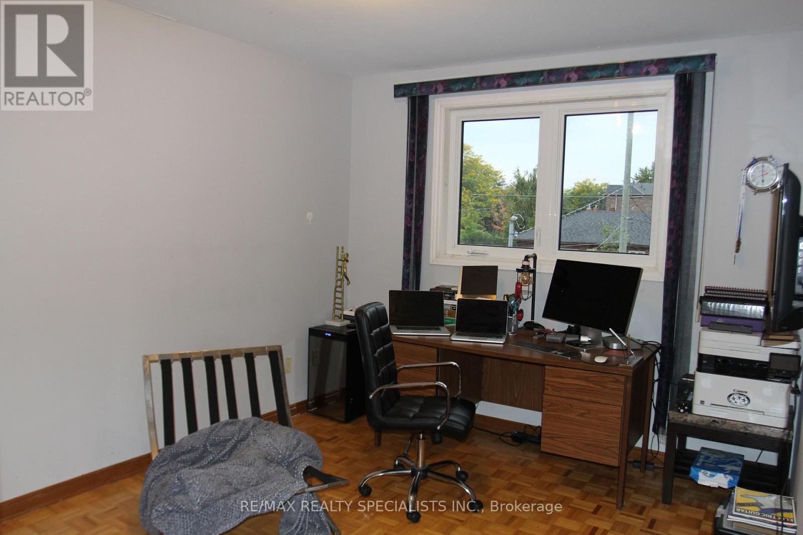 31 Laburnham Avenue, Toronto (long Branch), Ontario