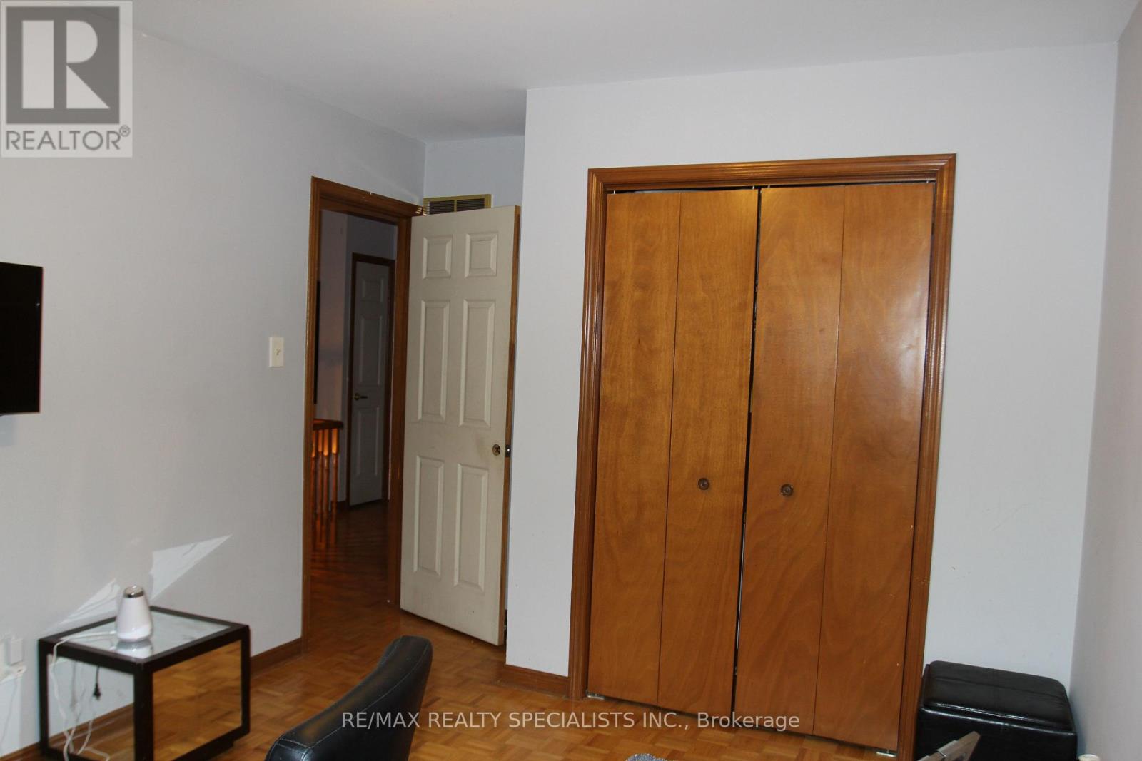 31 Laburnham Avenue, Toronto (long Branch), Ontario