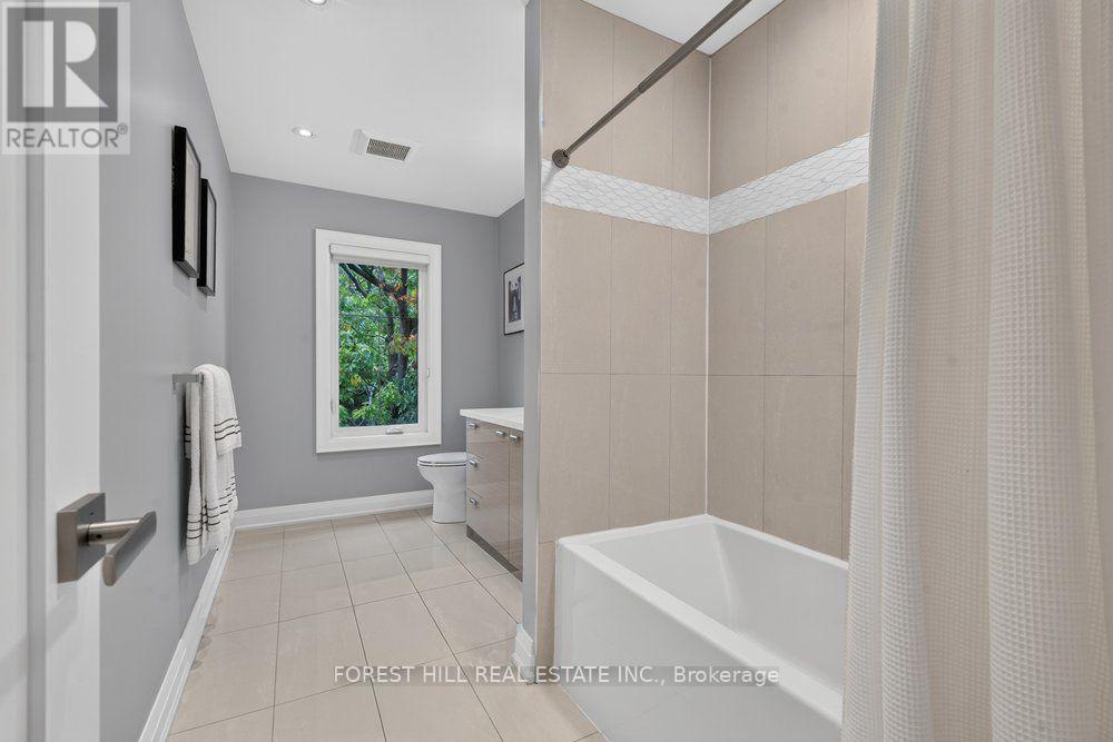 167a Aldercrest Road, Toronto (alderwood), Ontario