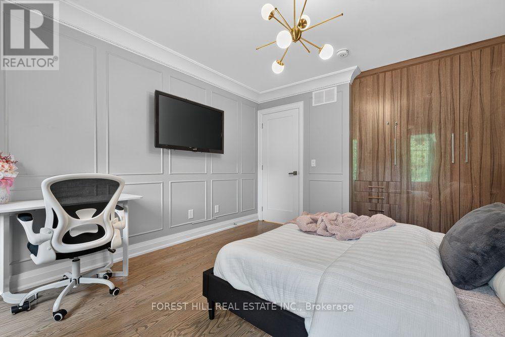 167a Aldercrest Road, Toronto (alderwood), Ontario