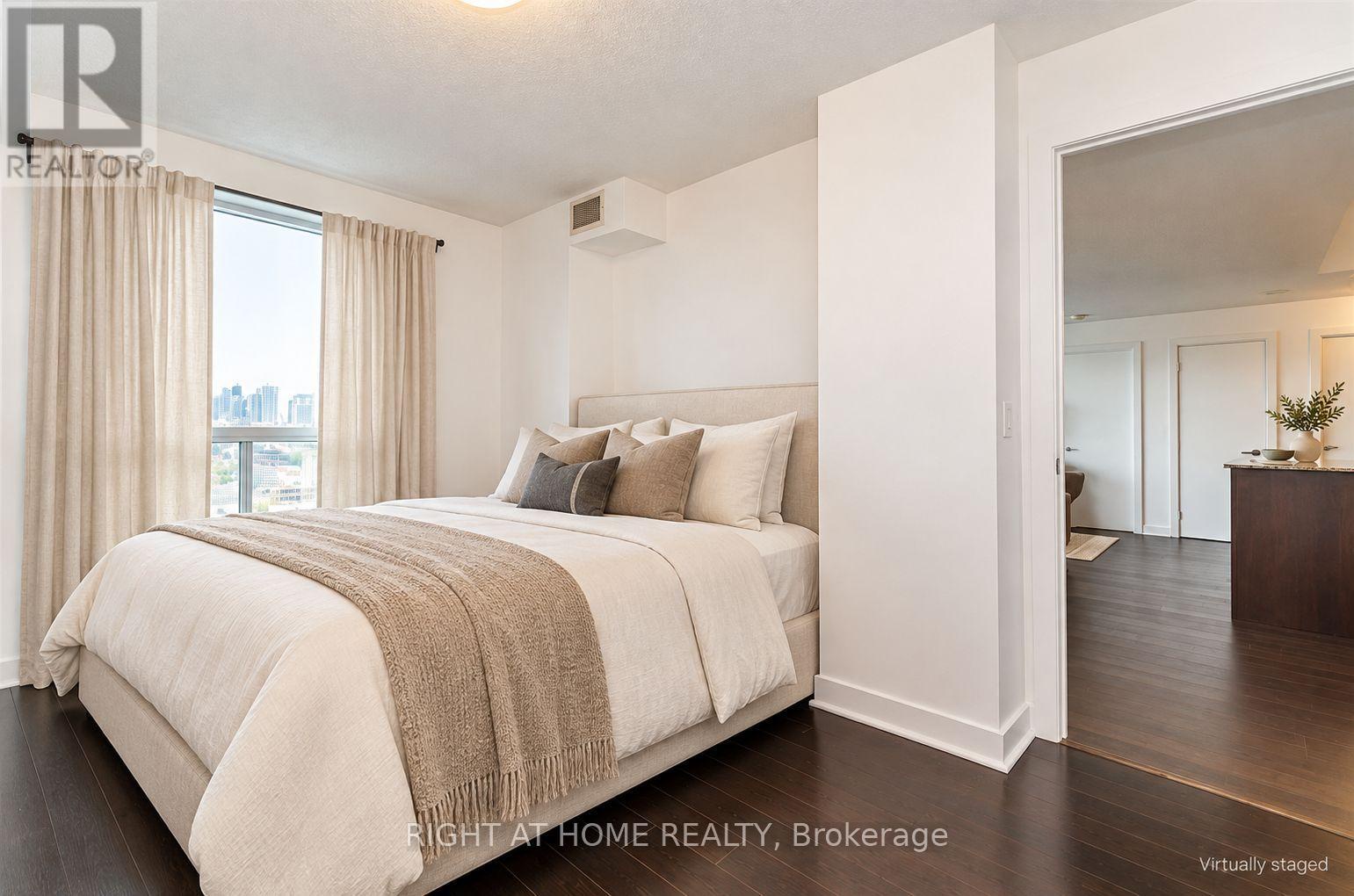 1407 - 80 Western Battery Road, Toronto (niagara), Ontario
