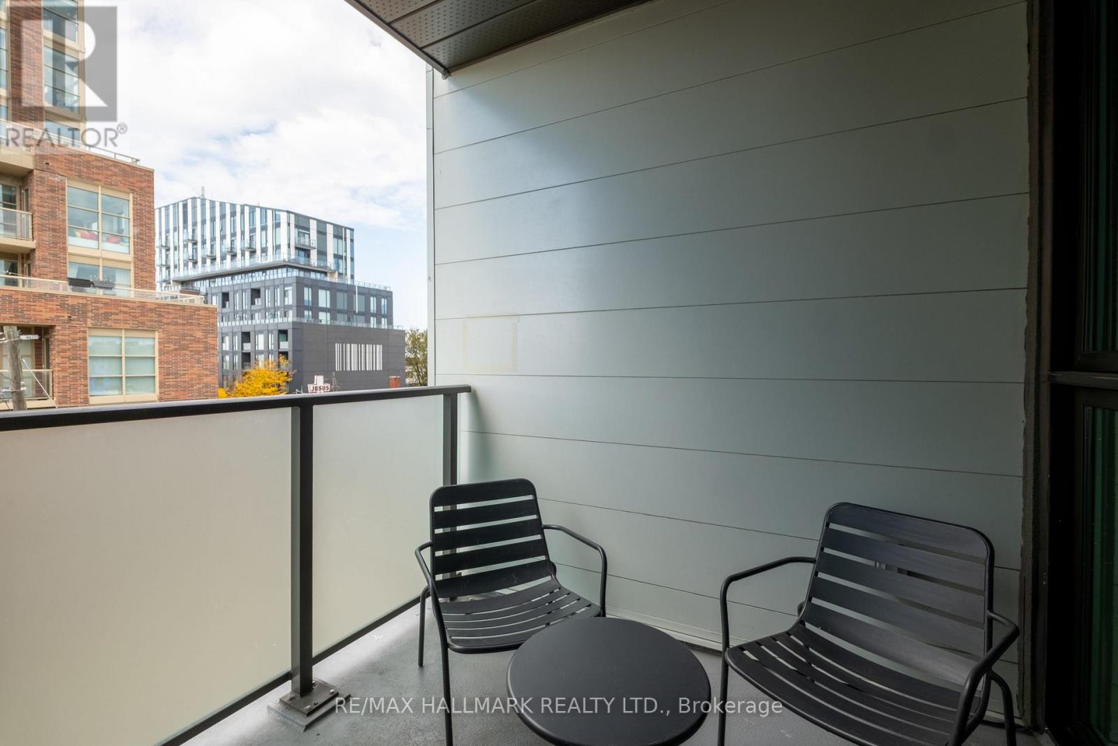 406 - 385 Osler Street N, Toronto (weston-pellam Park), Ontario