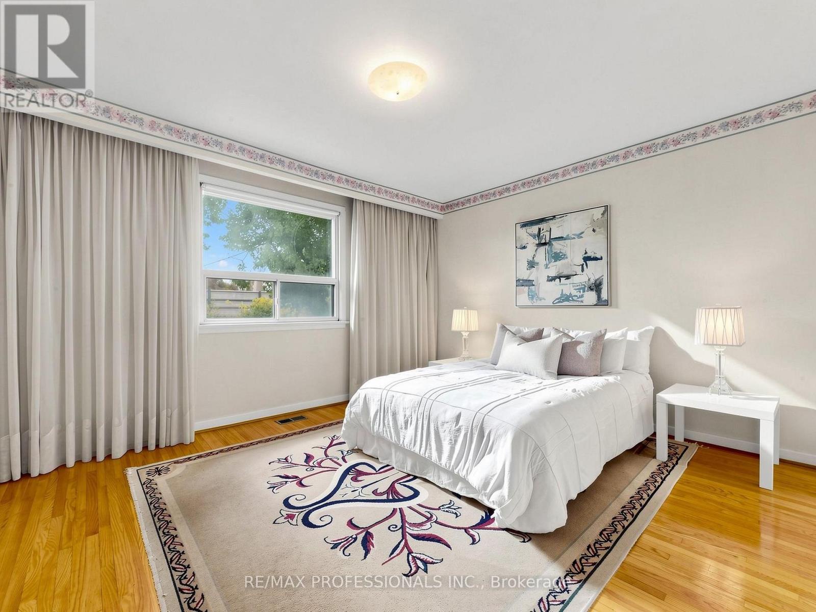 34 Crestridge Heights Road, Toronto (willowridge-martingrove-richview), Ontario