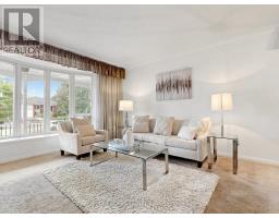 34 CRESTRIDGE HEIGHTS ROAD