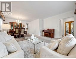 34 CRESTRIDGE HEIGHTS ROAD