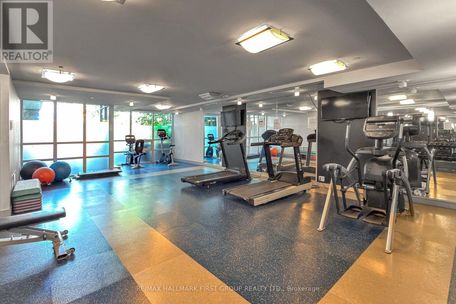 505 - 8 Fieldway Road, Toronto (islington-city Centre West), Ontario