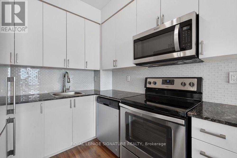 1010 - 22 East Haven Drive, Toronto (birchcliffe-cliffside), Ontario