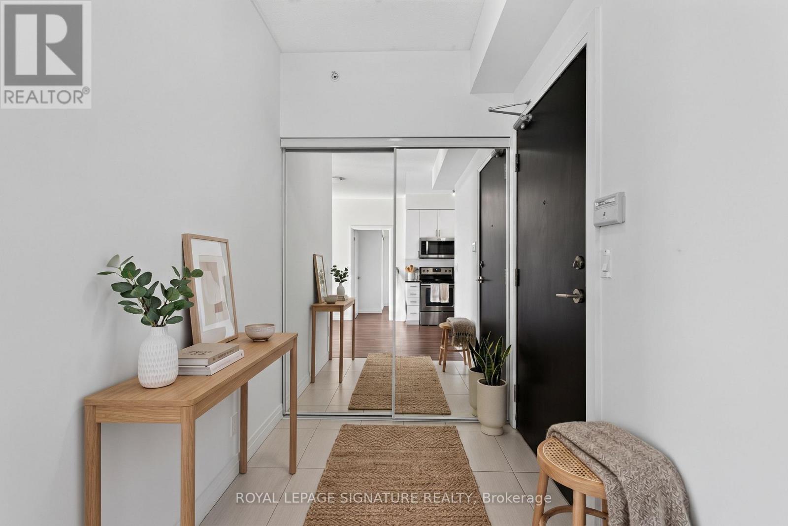 1010 - 22 East Haven Drive, Toronto (birchcliffe-cliffside), Ontario