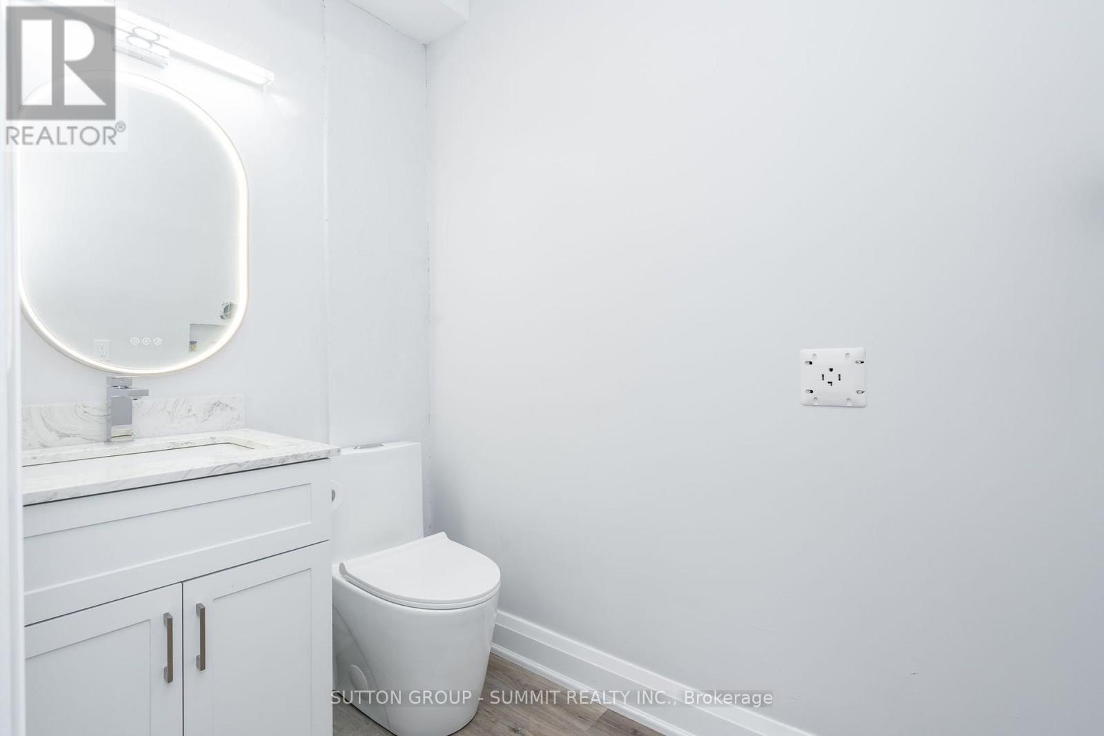 100 Rosethorn Avenue, Toronto (weston-pellam Park), Ontario