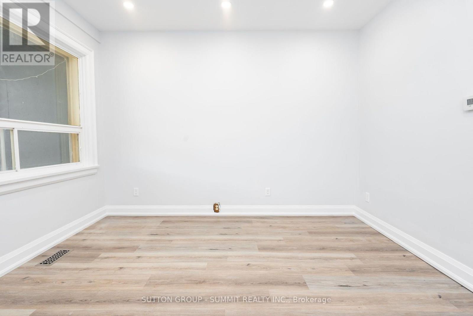 100 Rosethorn Avenue, Toronto (weston-pellam Park), Ontario