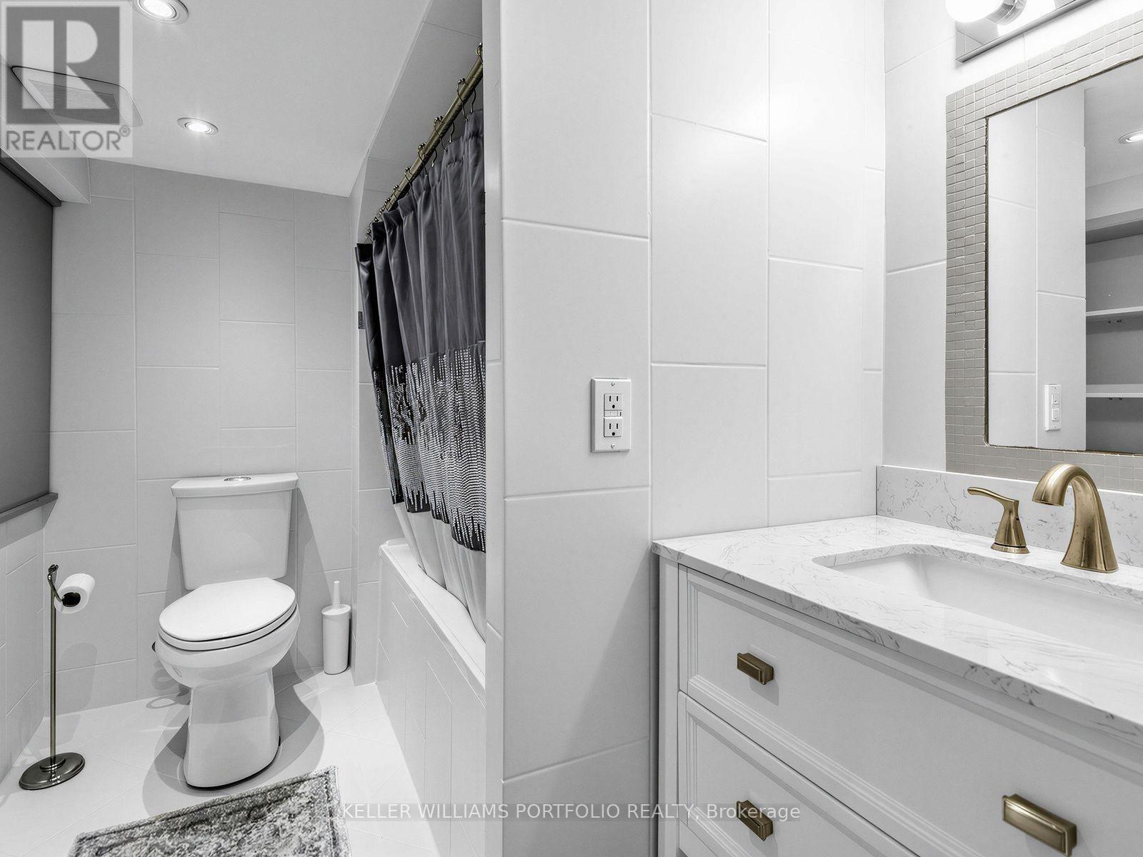 163 Lambton Avenue, Toronto (rockcliffe-smythe), Ontario