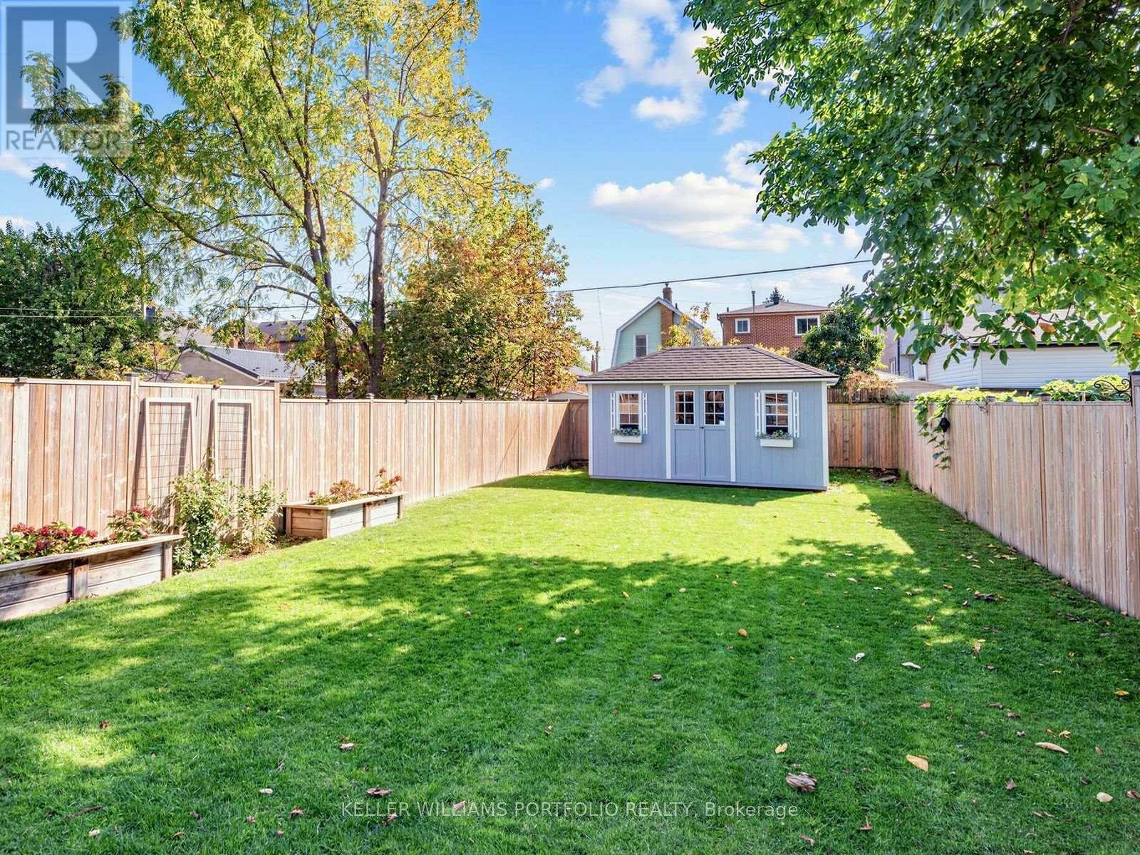163 Lambton Avenue, Toronto (rockcliffe-smythe), Ontario