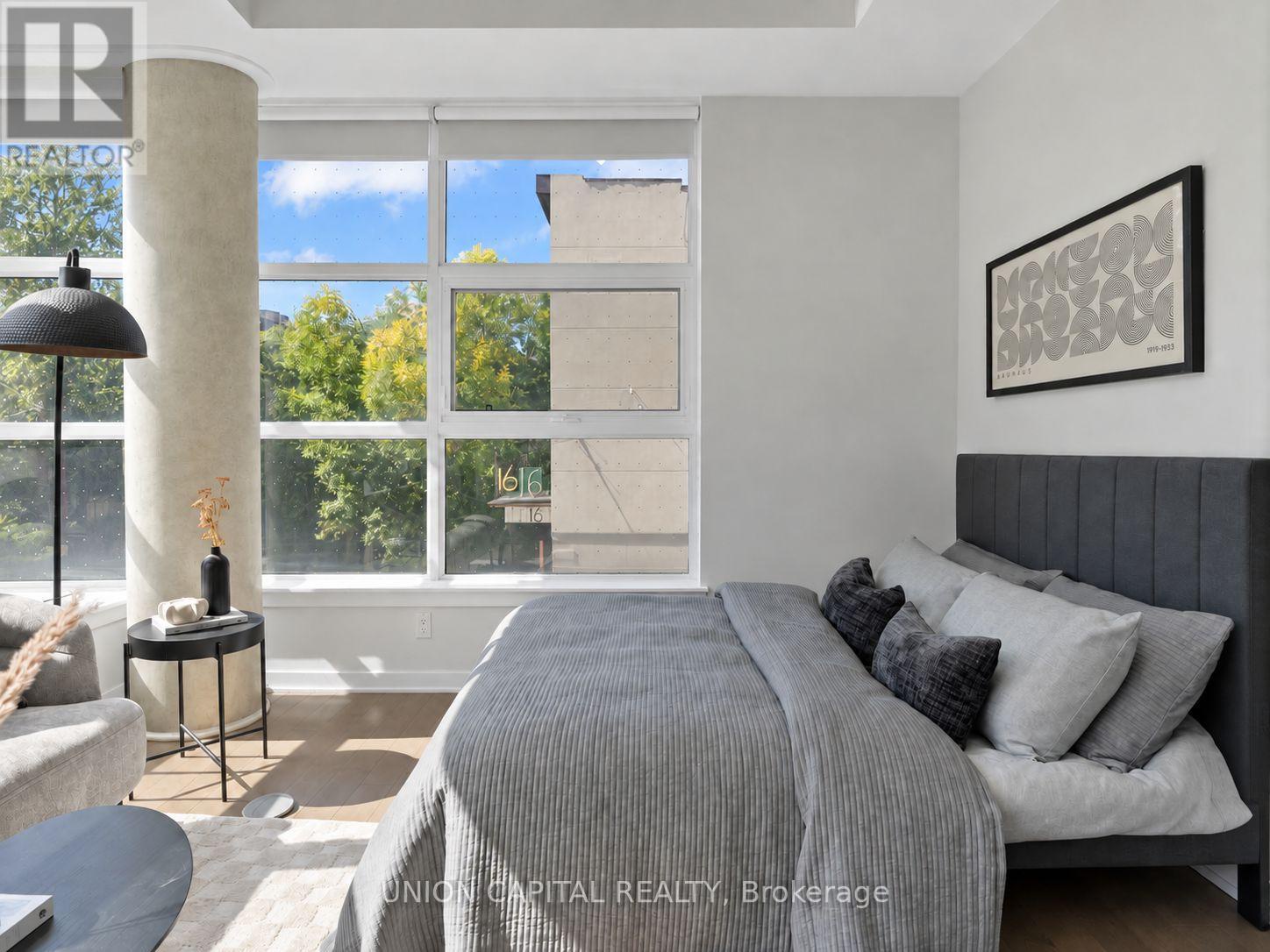 202 - 10 Willison Square, Toronto (kensington-chinatown), Ontario